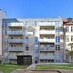 Lux Apartm, 2 Full Bathrooms, 2tv Apartment