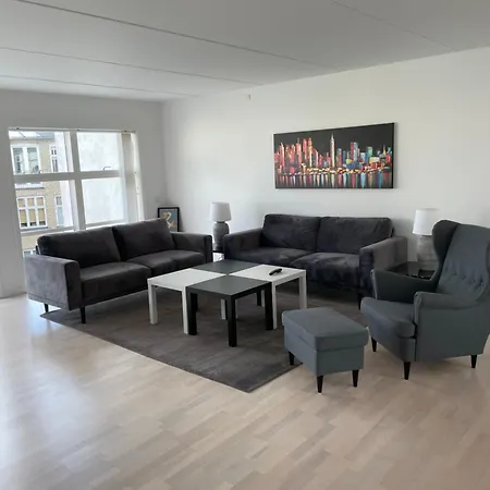 Lux Apartm, 2 Full Bathrooms, 2tv Apartment Copenhagen