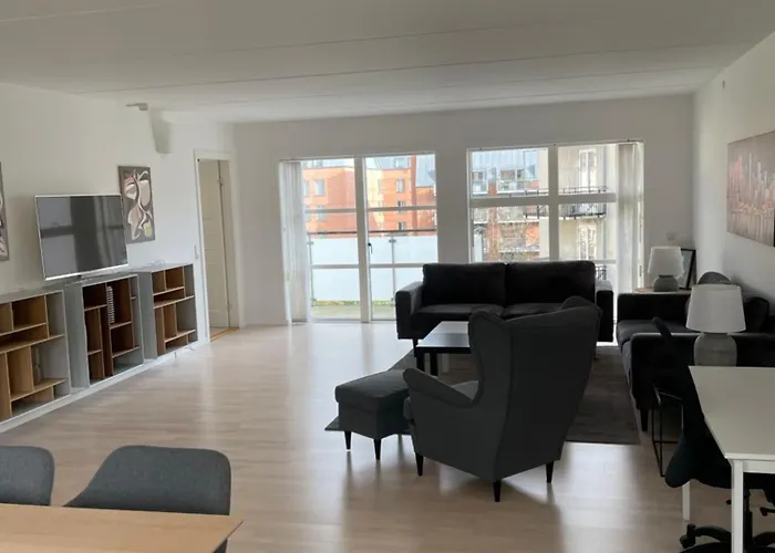 Lux Apartm, 2 Full Bathrooms, 2tv Lägenhet *