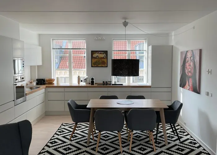 Lux Apartm, 2 Full Bathrooms, 2tv