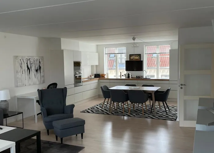 Lux Apartm, 2 Full Bathrooms, 2tv Lägenhet