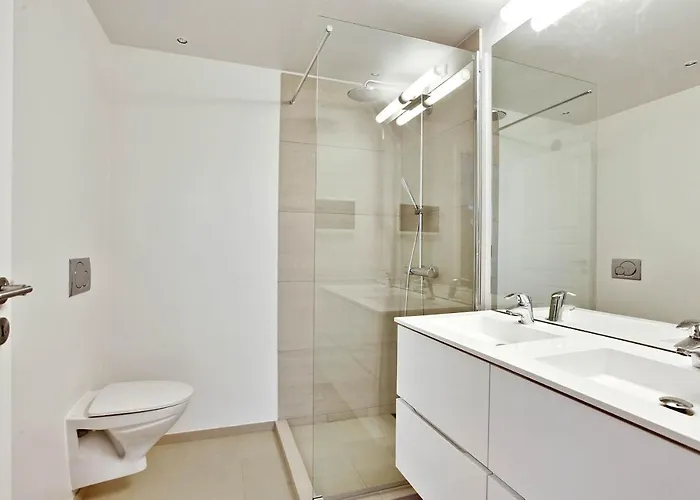 Lägenhet Lux Apartm, 2 Full Bathrooms, 2tv *